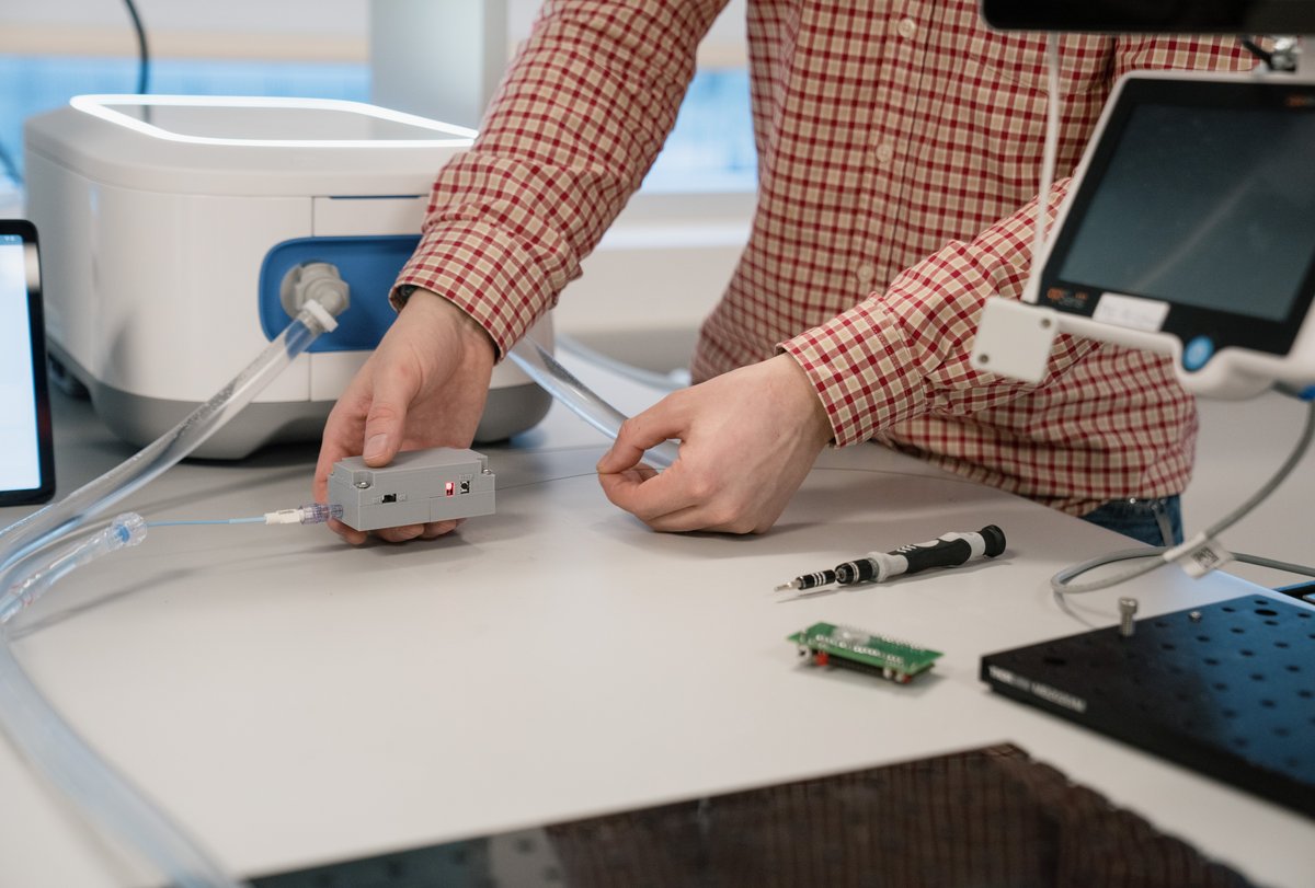 AccuTrack: enhancing the precision of coronary heart surgeries